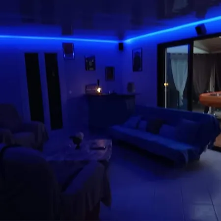 Paradis Terrestre Sud De La France, Avec Sa Piscine Bali Privee, Clim, Jardin, Animaux Admis,5 Mn Autoroute Apartment Toulouges